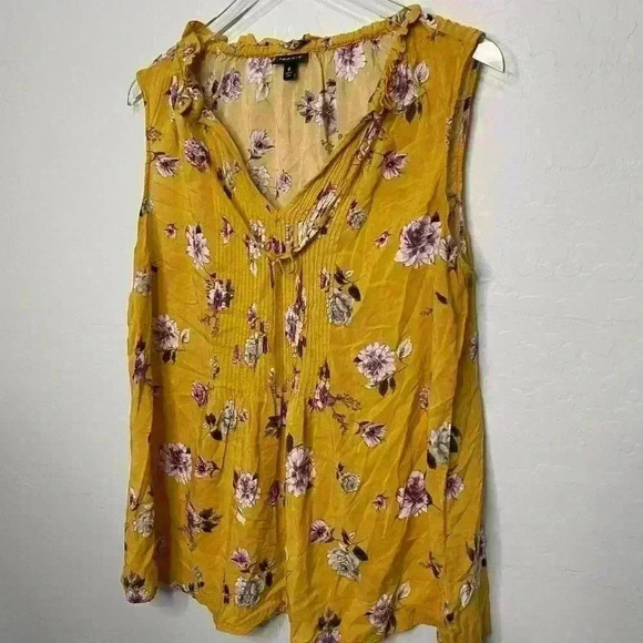 Torrid Yellow Floral Flutter Sleeve Tank Blouse 0 0X 12 - Picture 2 of 6